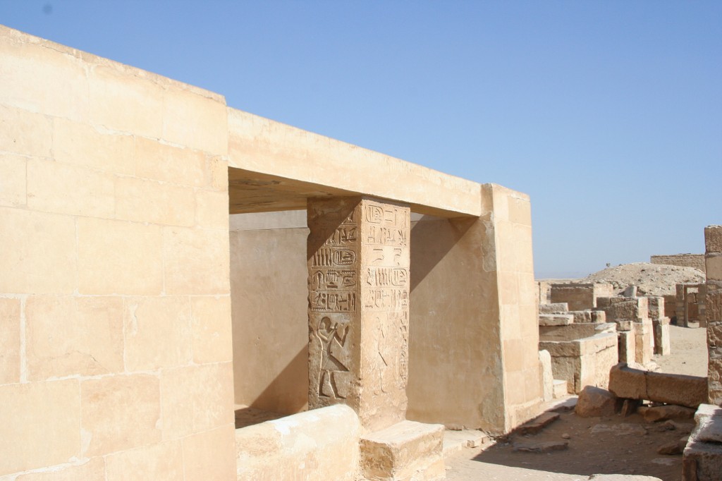 saqqara tomb_small